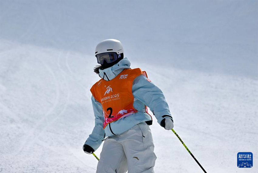 ?ытай ??рамасыны? Харбин ?ыс?ы Олимпиада ойындарында?ы ал?аш?ы алтын медал?