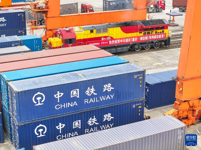 Чунцин ал?аш рет Ау?анстан?а т?келей ж?к пойызын ?ске ?осты