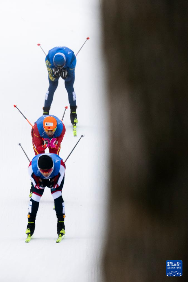 12 а?панда?ы ?ыс?ы Азия ойындарыны? жа?дайы: ?ытай ??рамасы барлы?ы 31 алтын, 26 к?м?с ж?не 22 ?ола медаль же??п алды