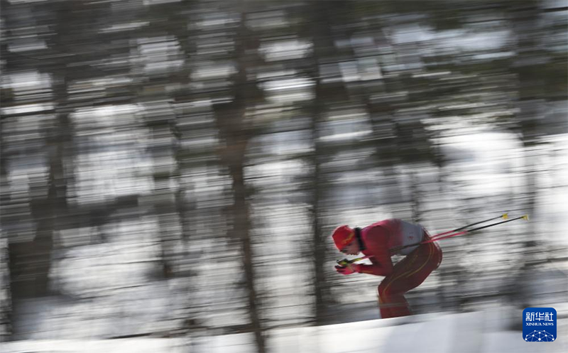 12 а?панда?ы ?ыс?ы Азия ойындарыны? жа?дайы: ?ытай ??рамасы барлы?ы 31 алтын, 26 к?м?с ж?не 22 ?ола медаль же??п алды