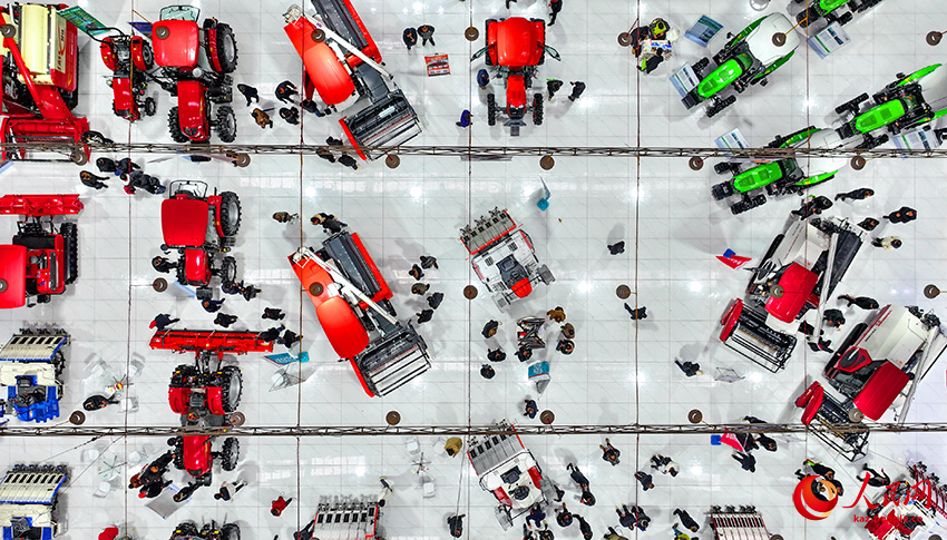 К?ктемг? ?ар?ынды ег?с дайынды?ы ж?не ауылшаруашылы? техникасыны? с?ранысы