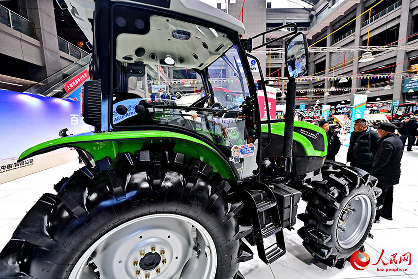 К?ктемг? ?ар?ынды ег?с дайынды?ы ж?не ауылшаруашылы? техникасыны? с?ранысы