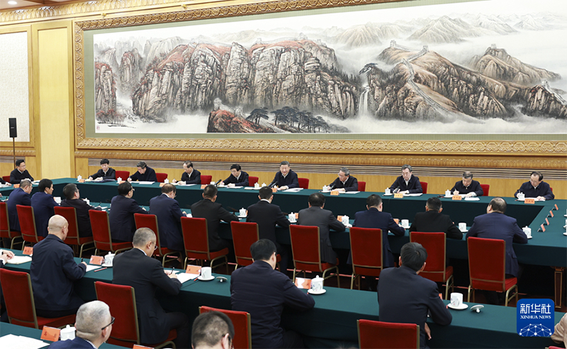 Си Цзиньпин жеке к?с?порындар симпозиумына ?атысып, ма?ызды с?з с?йлед?