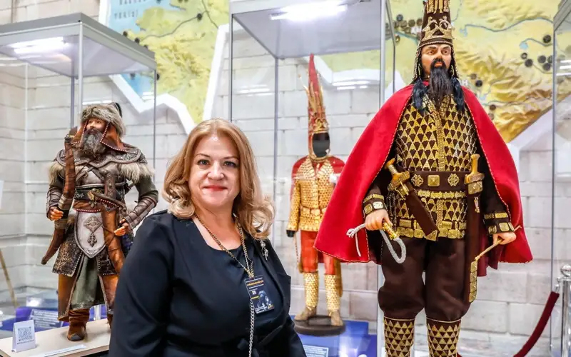 Алматыда 100-ден астам ?уырша? ?ойыл?ан к?рме ашылды