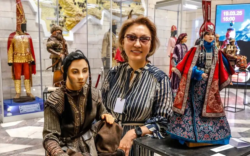 Алматыда 100-ден астам ?уырша? ?ойыл?ан к?рме ашылды