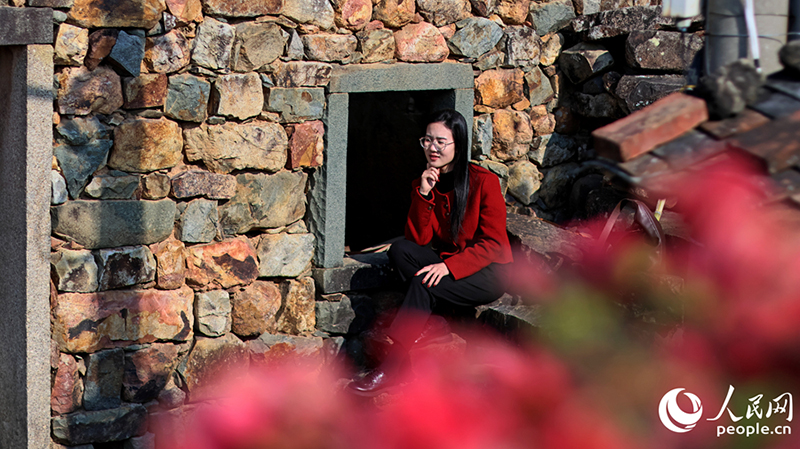 Фуцзяньны? Цюаньганында?ы ежелг? ауыл к?ктем г?л?не оранды