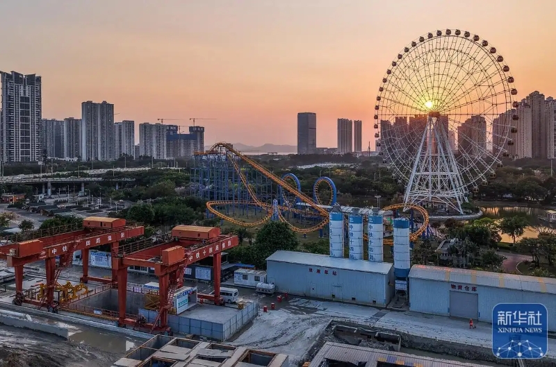 Са?атына 350 км жылдамды?пен ж?рет?н ?лемдег? ал?аш?ы б?р ш???ырлы, ?ос жола?ты те??з астында?ы жо?ары жылдамды?ты тем?ржол туннел? ?ске ?осылды