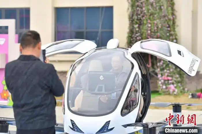 Бас?арылатын дрон ал?аш рет Сицзанны? 3000 метр би?кт?г?нде дебют жасады