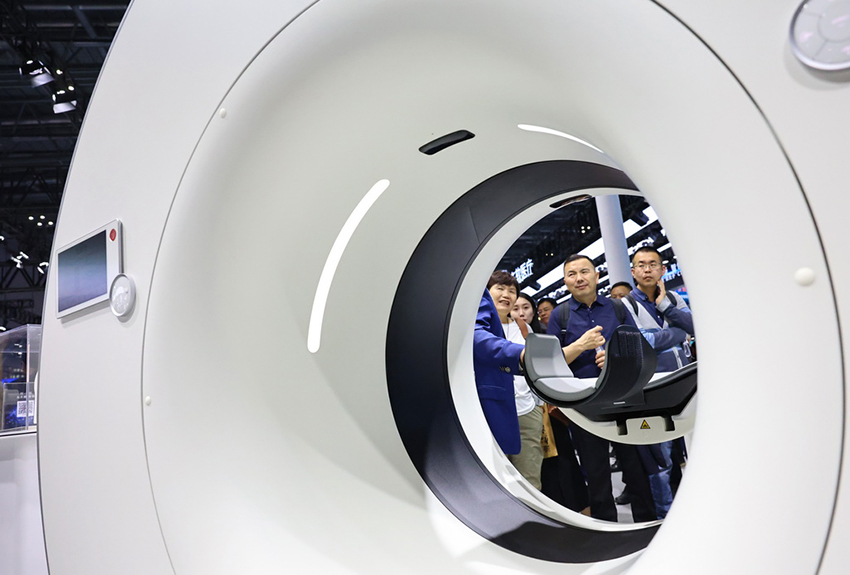 Шанхайда ?ытай халы?аралы? медициналы? жабды?тар ж?рме?кес? ашылды