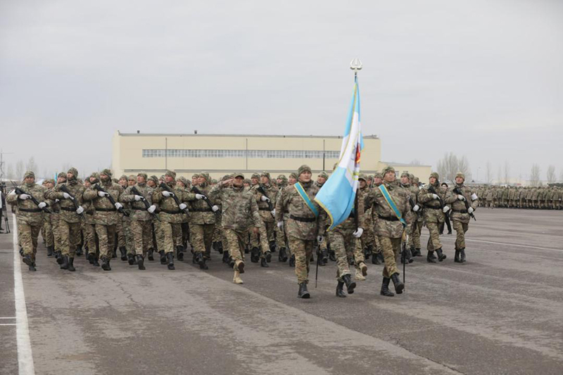 Же??ст?? 80 жылды?ы: ?аза?станды? БА? Астанада парад?а дайынды? ?алай ?т?п жат?анын к?рд?