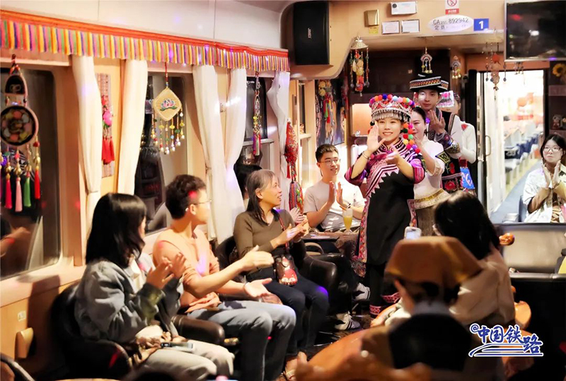 ?ытайды? к?птеген айма?ында ?ж?рет?н ?она? ?й? турист?к пойыздары ?ске ?осылды