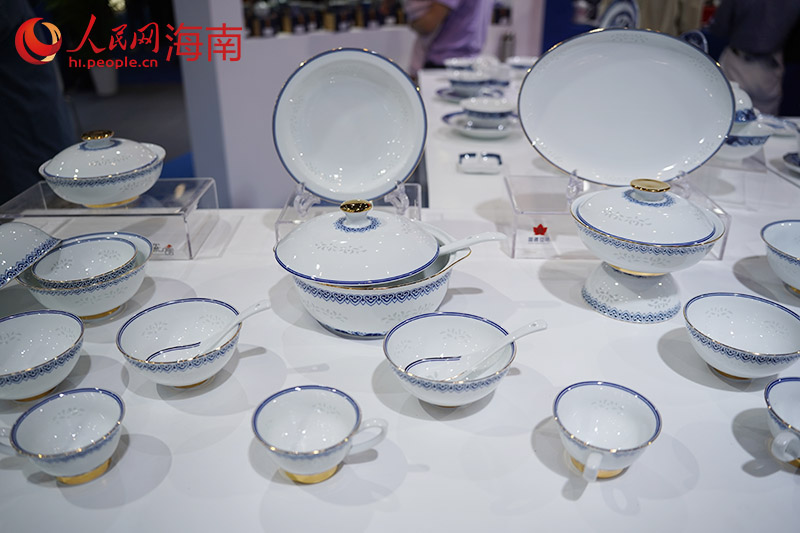 ?ытайды? 5-?нш? халы?аралы? т?тыну тауарлары к?рмес?не ?лемдег? е? ?зд?к ?н?мдер ?ойылды