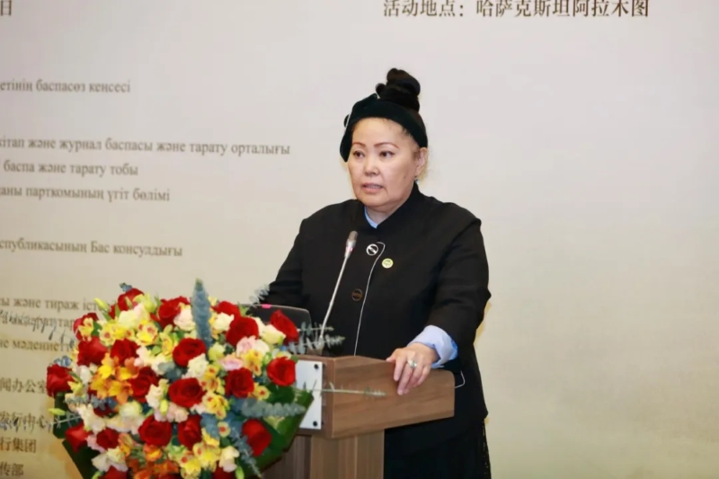 Алматыда ?Сянь Синхай ескертк?ш? мен ала?ын ж?ндеу жобасын? ?ске ?осу р?с?м? ?тт?