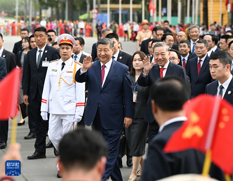 Вьетнам Коммунист?к партиясы Орталы? комитет?н?? Бас хатшысы То Лам Си Цзиньпинд? ?арсы алу р?с?м?н ?тк?зд?