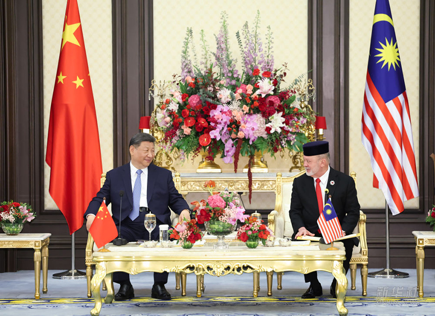 Си Цзиньпин Малайзияны? Жо?ар?ы мемлекет басшысы Анвар Ибрахиммен кездест?