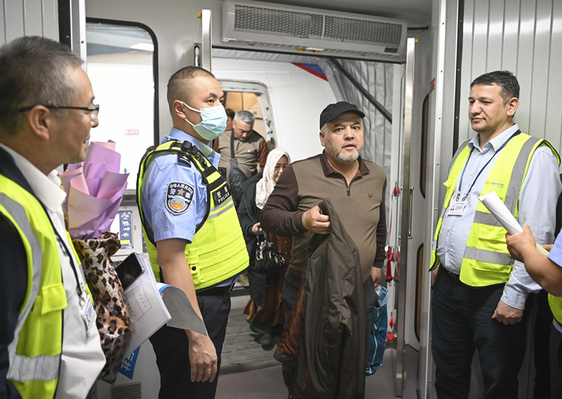 ?р?мж?-Фер?ана халы?аралы? ба?ыты ашылды