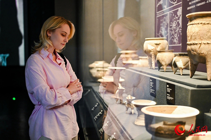 Еуразиялы? т?лш?лер Эрлитоу Ся патшалы?ы астанасы ж?рты м?ражайына барды