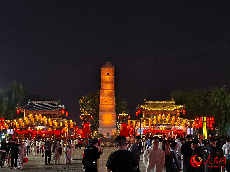 Лоян-т?рт мы? жылды? тарихы бар желг? астана