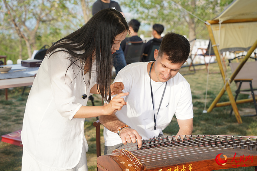 Еуразиялы? т?лш?лер Сары ?зенн?? с?лулы?ын сез?нд?