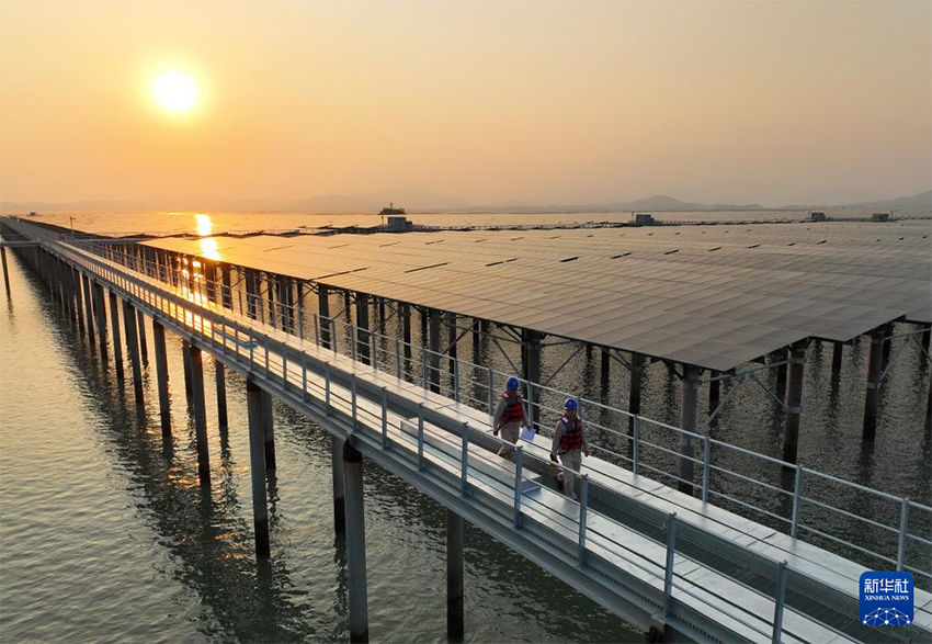 ?ытайды? жел жылдамды?ы жо?ары те??з айма?тарында?ы ал?аш?ы фотоэлектрл?к жобасы жел?ге толы? ?уатпен ?осылды