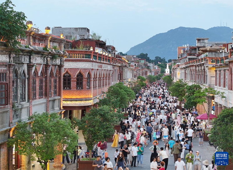 1 мамыр мерекес? кез?нде ел ?ш?нде 314 миллион адам саяхатта?ан