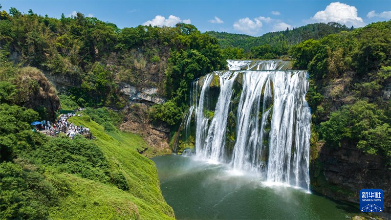 1 мамыр мерекес? кез?нде ел ?ш?нде 314 миллион адам саяхатта?ан