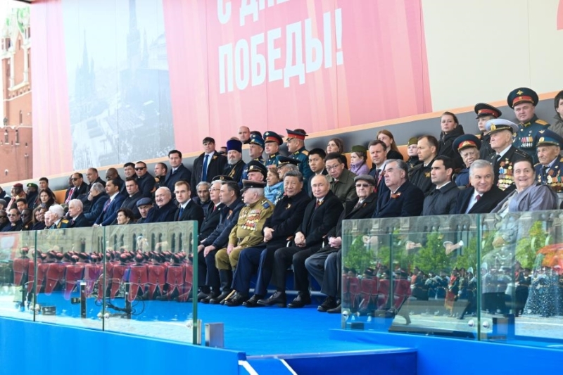 ?ХР Т?ра?асы Си Цзиньпин Ресейд?? Ке?ес Ода?ыны? ?лы Отан со?ысы же??с?н?? 80 жылды?ын еске алу мерекес?не ?атысты