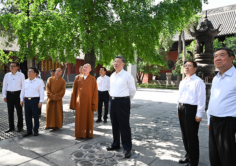 Си Цзиньпин Хэнань ?лкес?н?? Лоян ?аласында ?ызметт?к тексеруде болды