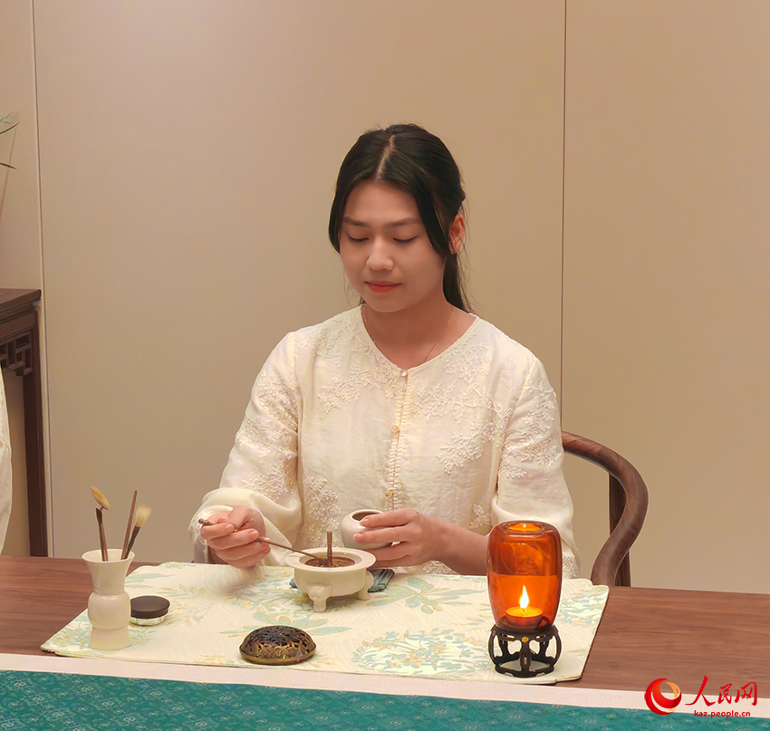 А?аш жары?ыны? ж?пар и?с?: Лингнан м?дени м?расыны? да?дыларын зерттеу