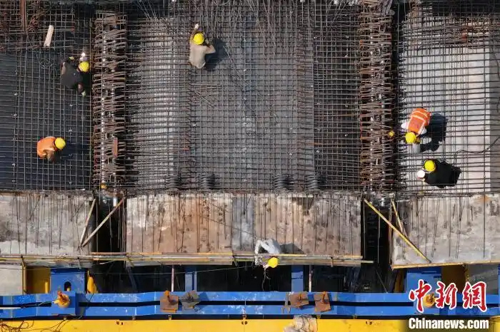 Консольд? интеллектуалды к?п?р салу машинасы Нинхуай тем?ржолында с?тт? ?олданылды