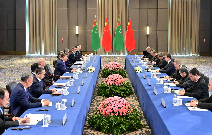 ?ХР Т?ра?асы Си Цзиньпин Т?рк?менстан Президент? С.Берд?м?хамедовпен кездест?