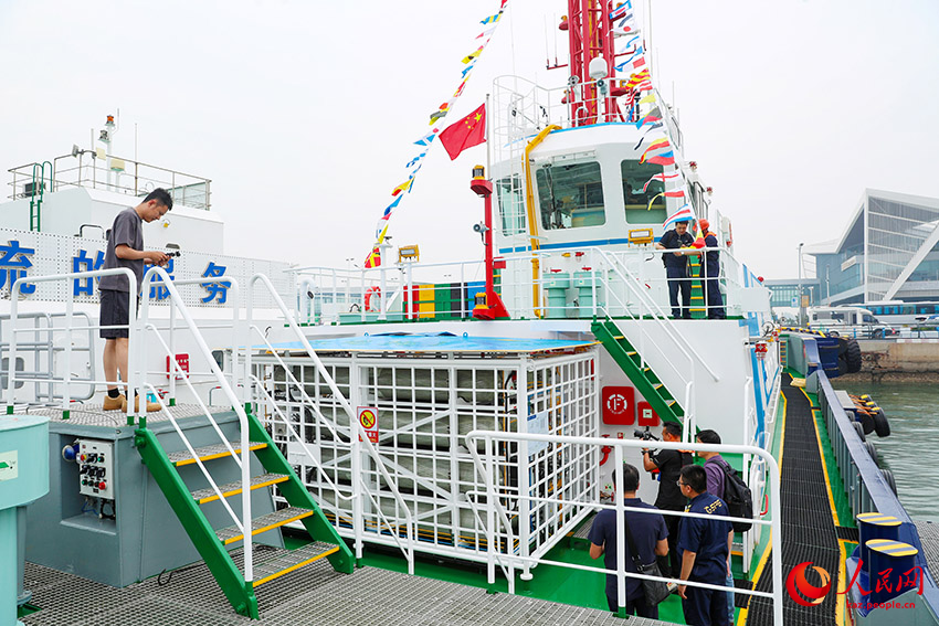 Циндао, Шаньдун: ?ытайда?ы ал?аш?ы сутег?-электр буксир? пайдалану?а бер?лд?