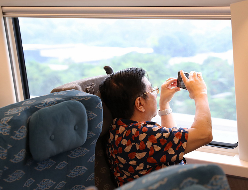 Джакарта-Бандунг ж?рдек тем?ржолы барлы?ы 10 миллионнан астам жолаушыны тасымалдады