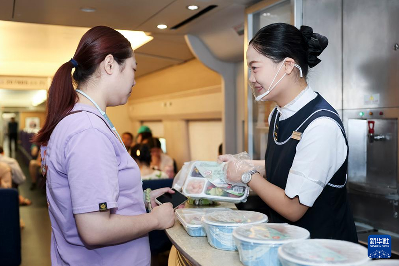 Жаз?ы тасымал?а пойыздар са?адай сай