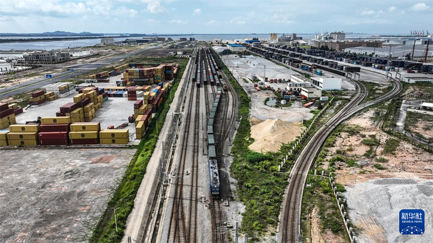 Биыл ал?аш?ы алты айда Батыс ??рлы?-те??з жа?а д?л?з?ндег? пойыз к?лем? 76,9%-?а ?ст?