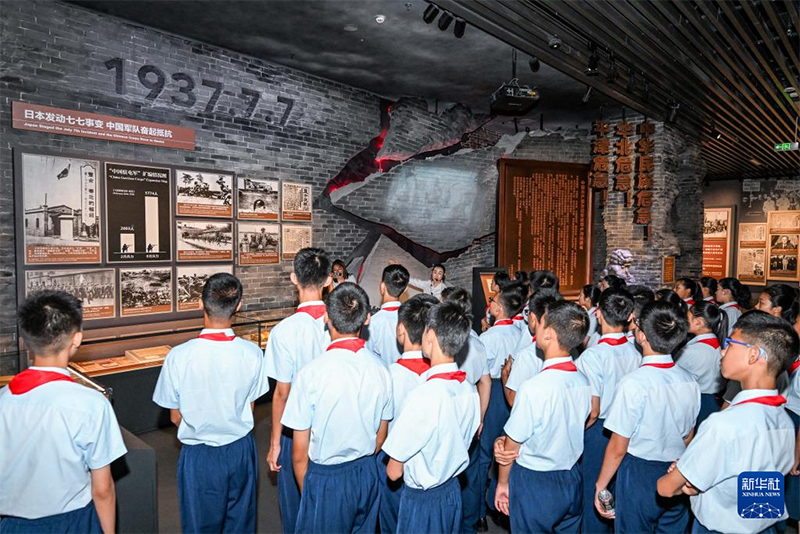 Бейж??де б?к?л ?лтты? жапон?а ?арсы со?ысты? бастал?анына 88 жыл толуына арнал?ан р?с?м ж?не ??лт азатты?ы мен ?лем бейб?тш?л?г?? та?ырыпты? к?рмес?н?? ашылу салтанаты ?тт?