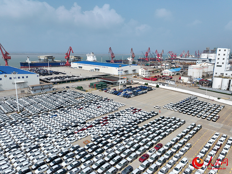 Б?р?нш? жартыжылды?та ?ытайды? автомобиль ?нд?р?с? мен сату к?лем? ал?аш рет 15 миллионнан асты