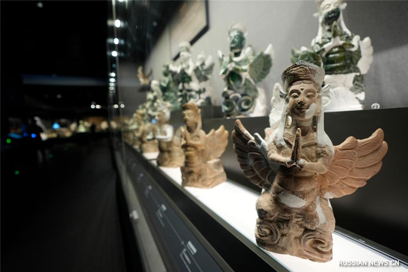 Батыс Ся ?улет? кесенес? д?ниеж?з?л?к м?ралар т?з?м?не енг?з?лд?