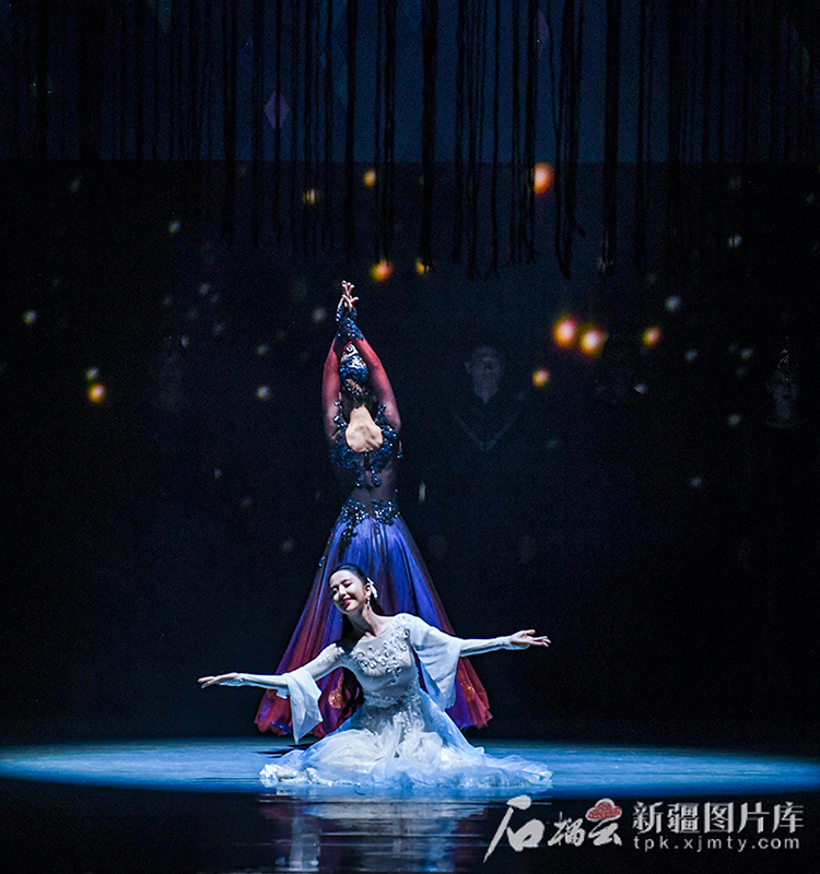 7-?нш? ?ытай Шы?жа? халы?аралы? халы? би фестивал? басталды