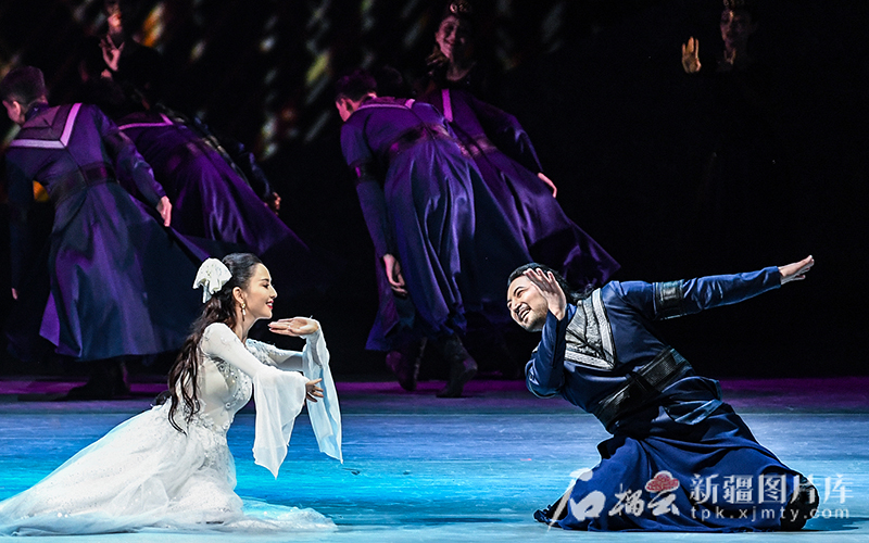 7-?нш? ?ытай Шы?жа? халы?аралы? халы? би фестивал? басталды