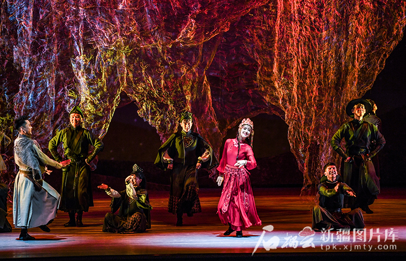 7-?нш? ?ытай Шы?жа? халы?аралы? халы? би фестивал? басталды