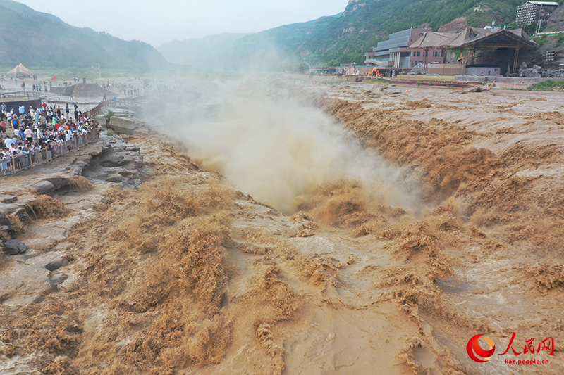 Шэньсидег? Хуанхэ ?зен? Хукоу сар?ырамасыны? айбынды к?р?н?с?