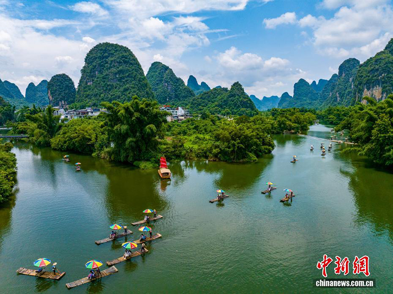 Гуанси Яншода бамбук сал ескен туристер к?бейд?