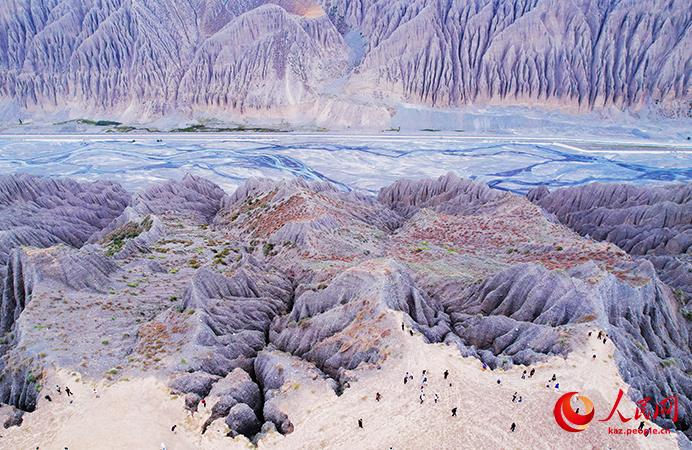 Шы?жа?ны? Шиху ?аласында?ы к?ркем а??ар к?р?н?с?