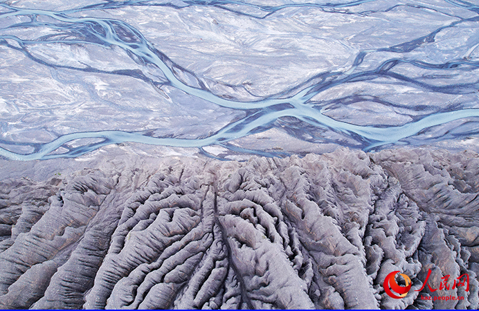 Шы?жа?ны? Шиху ?аласында?ы к?ркем а??ар к?р?н?с?