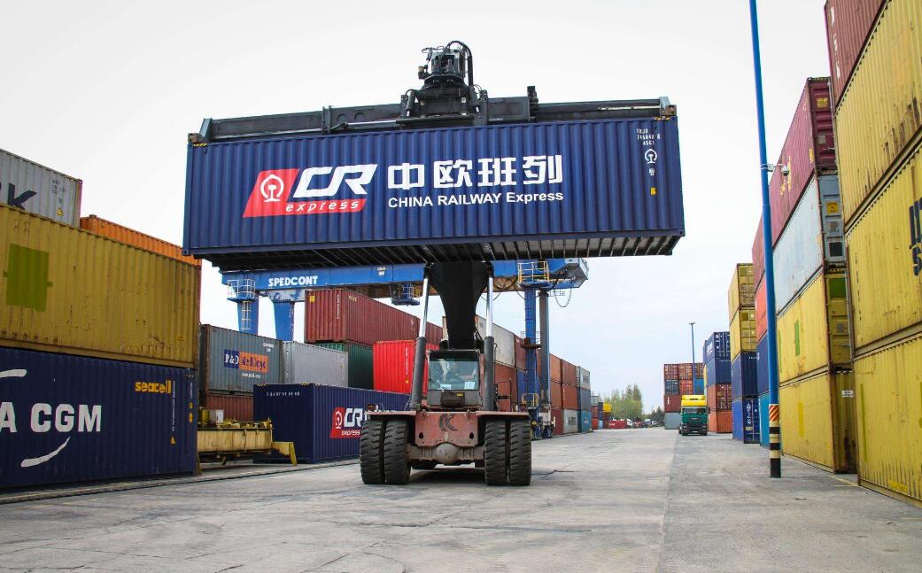 Ал?аш?ы жет? айда ?ытайды? Орталы? Азия?а тауар импорты мен экспорты с?йкес кезе?мен салыстыр?анда 16,3%-?а ?ст?