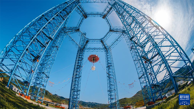 ?ытай айды адам жебер?п барлау миссиясы ?ш?н ай?а ?ону мен ?шу кешенд? сына?ын ал?аш рет ж?рг?зд?