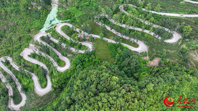 ?ытайда 2027 жыл?а ?арай ауылдарда жа?адан 300 000 ша?ырым жол салынады