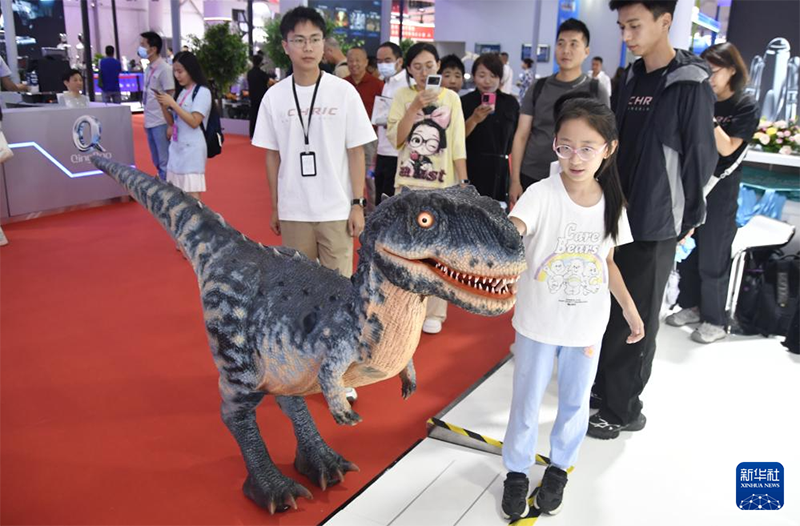 2025 жыл?ы д?ниеж?з?л?к роботтар конференциясы ашылды