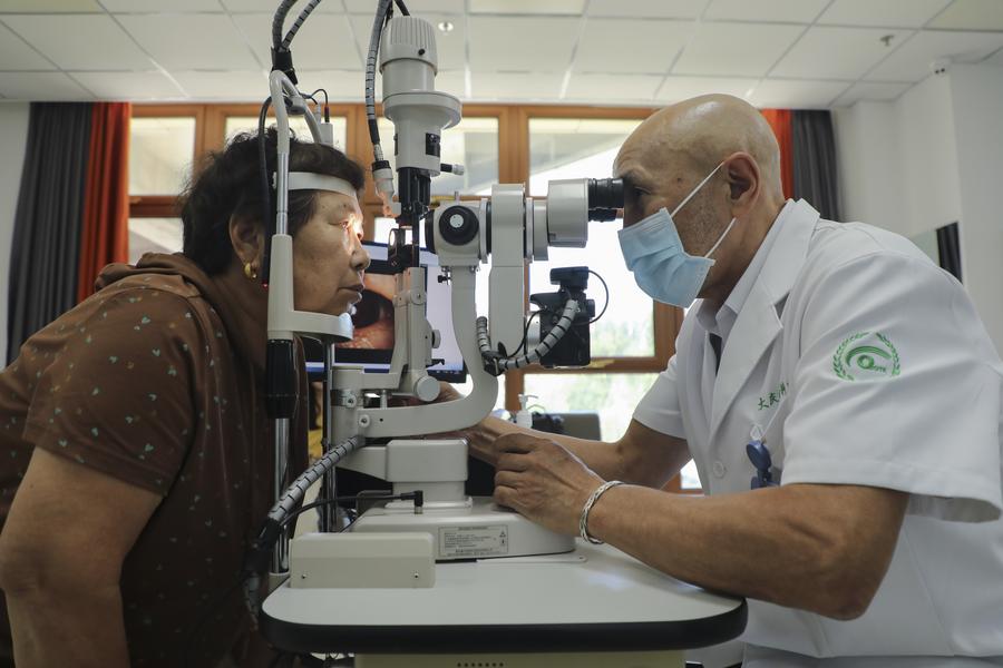 ?аза?станды? к?з д?р?гер? ?ытайда шетелд?ктерге арнал?ан м??г?л?к т?р?ындар жеке ку?л?г?н алды